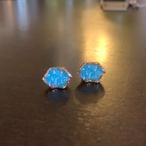 Gold and tortoise studs!